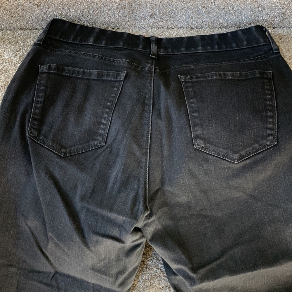 GV Black Curvy Skinny All Around Slimming Mid Rise Jeans - Picture 7 of 8